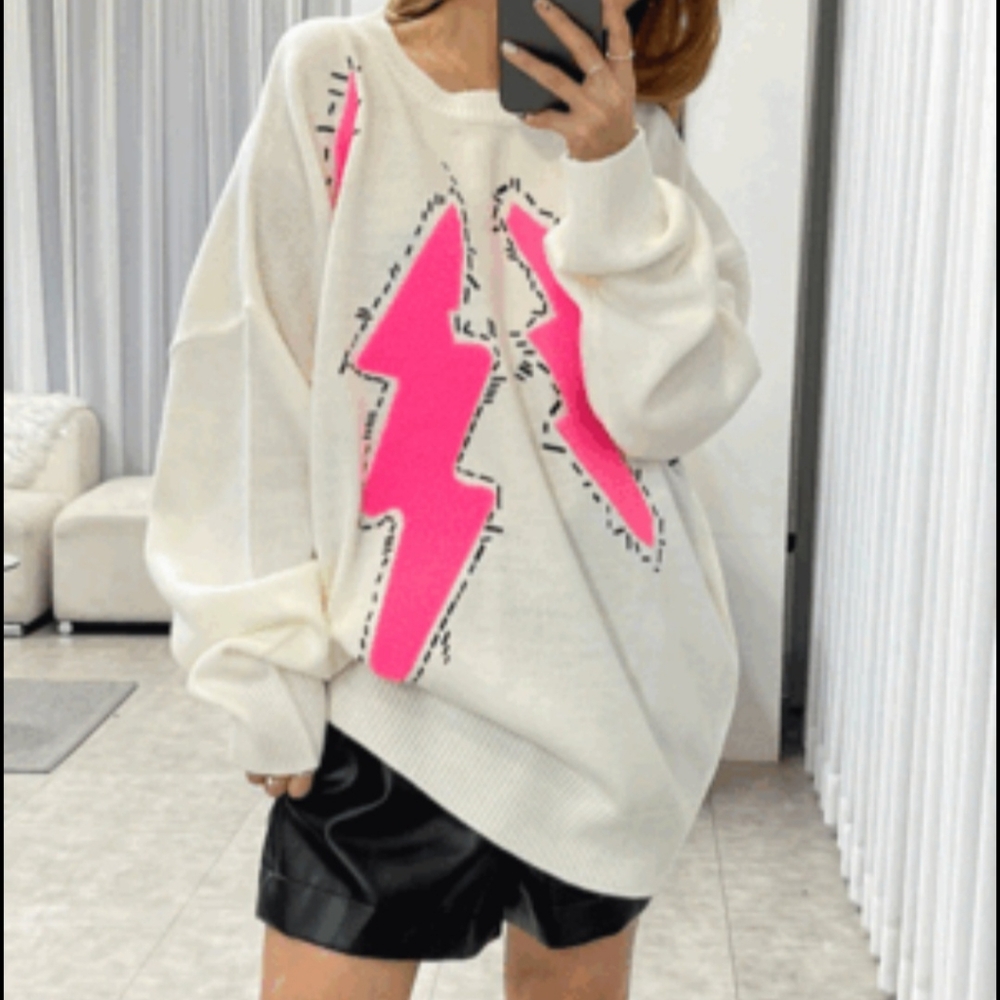 NEOITY  Lightning Bolt Knit Sweater Unisex Free Size Ivory/Pink Oversized